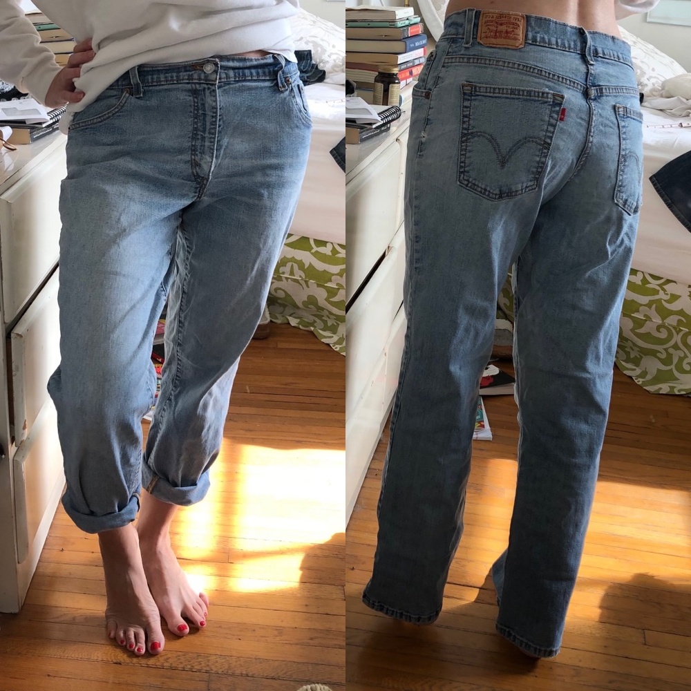 Levi's 550 Relaxed Boot Cut Light Wash (Mom) Jeans